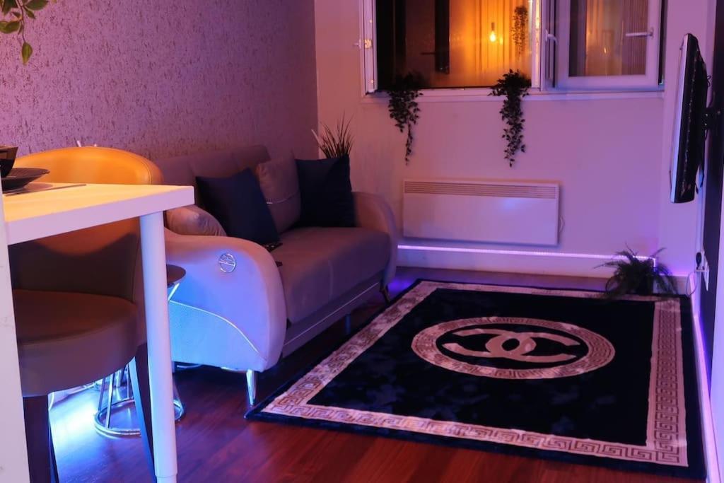 Cosy City Centre Apartment With Parking Birmingham Luaran gambar
